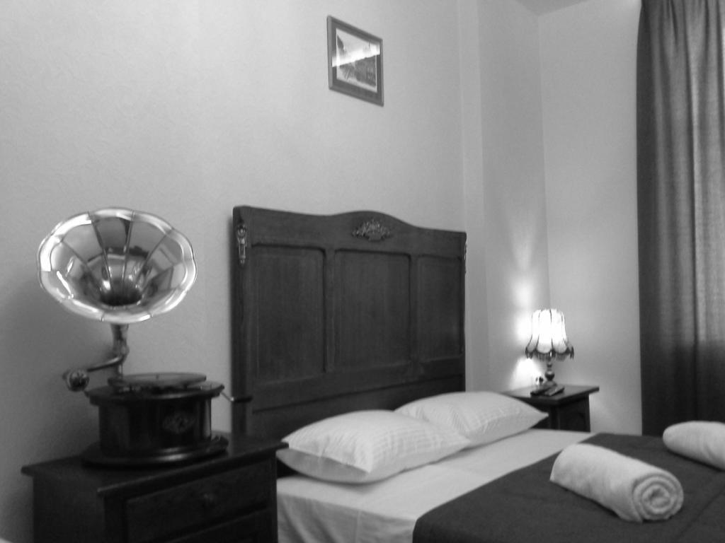 Patefonrooms