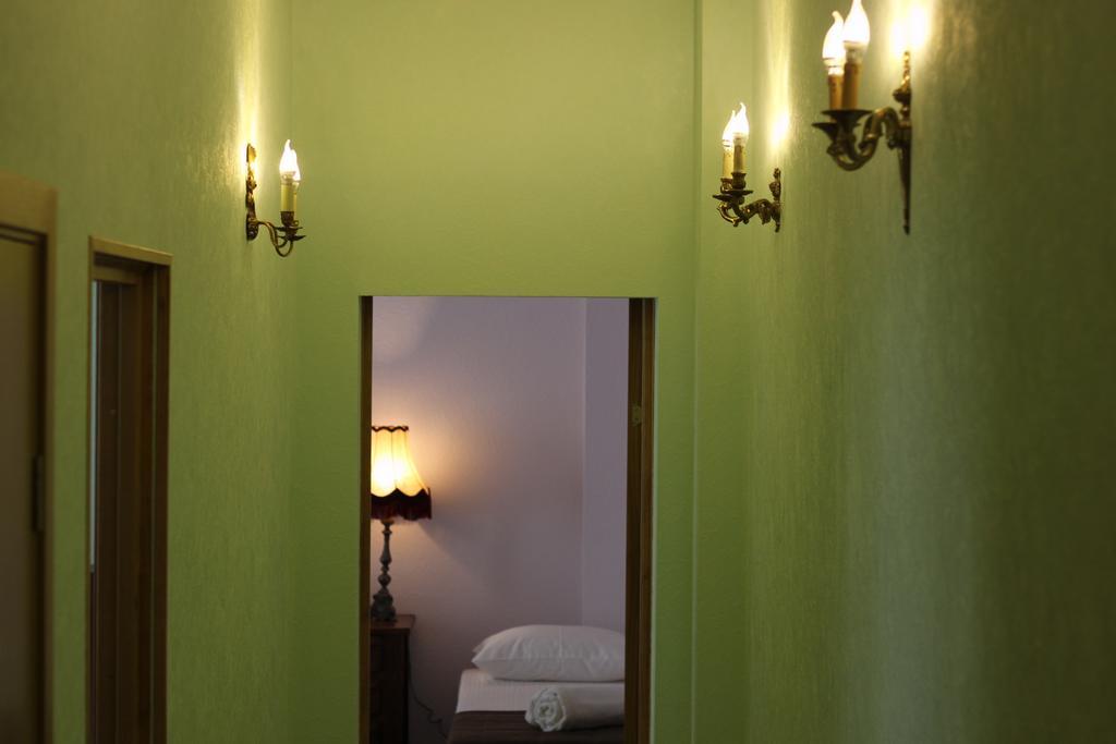 Patefonrooms *